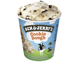 Vanilleroomijs met stukken chocolate chip koekjesdeeg<br><br><br>